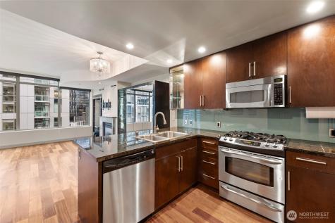 900 Lenora Street Seattle WA 98121
