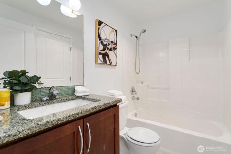 3045 20th Avenue W Seattle WA 98199