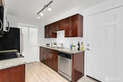 3045 20th Avenue W Seattle WA 98199