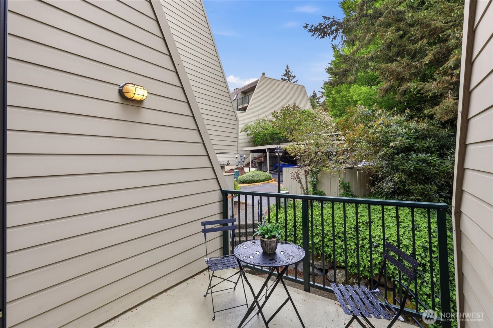 8851 166th Avenue NE Redmond WA 98052