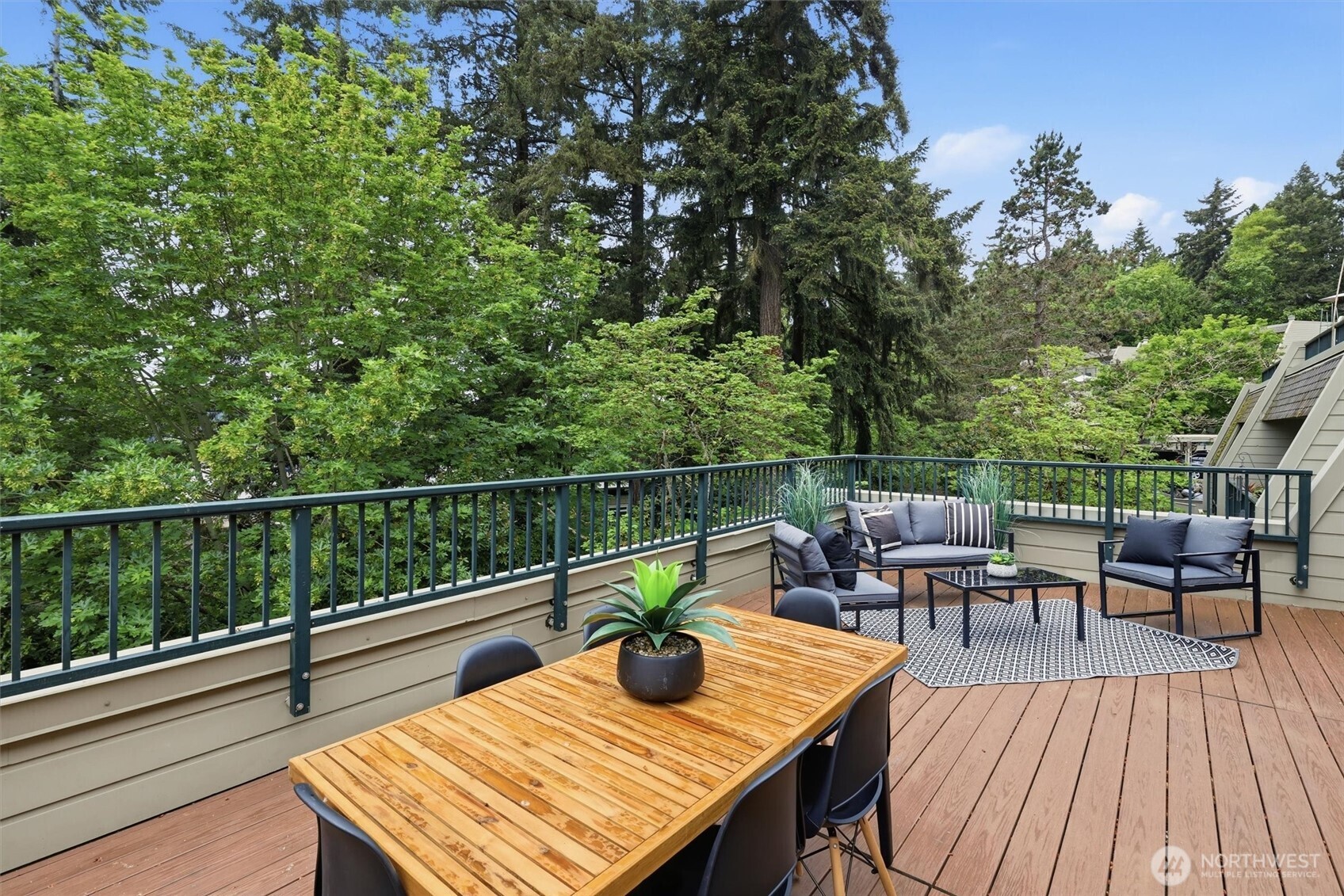 8851 166th Avenue NE Redmond WA 98052