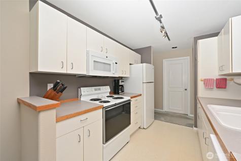 3435 California Avenue SW Seattle WA 98116