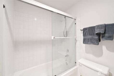 3435 California Avenue SW Seattle WA 98116