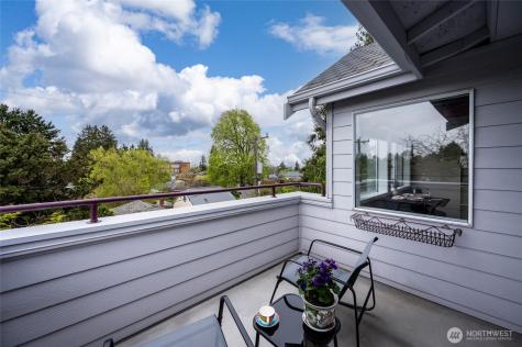 3435 California Avenue SW Seattle WA 98116
