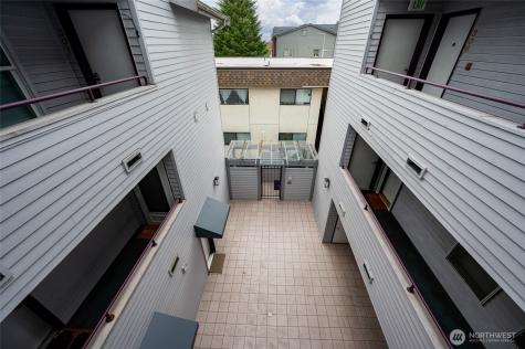 3435 California Avenue SW Seattle WA 98116