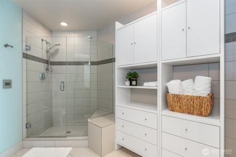 1920 4th Avenue Seattle WA 98101