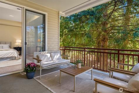 1805 134th Avenue SE Bellevue WA 98005