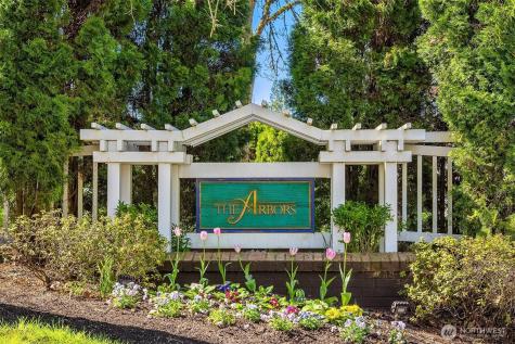 1805 134th Avenue SE Bellevue WA 98005