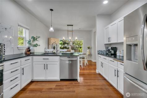 4933 Diana Court SE Auburn WA 98092