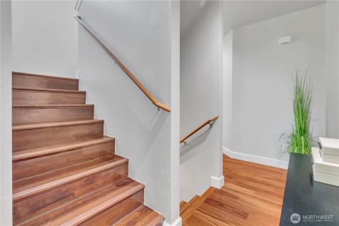 4933 Diana Court SE Auburn WA 98092