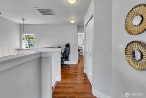 4933 Diana Court SE Auburn WA 98092