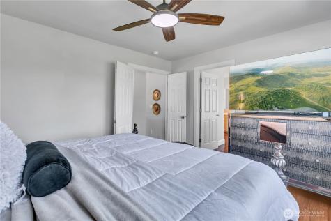 4933 Diana Court SE Auburn WA 98092