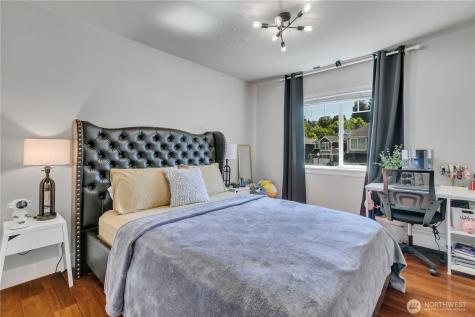 4933 Diana Court SE Auburn WA 98092