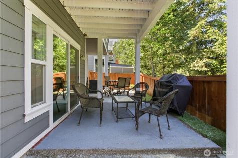 4933 Diana Court SE Auburn WA 98092