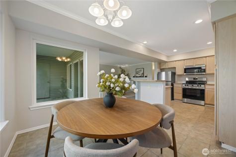 2307 W Woodin Avenue Chelan WA 98816