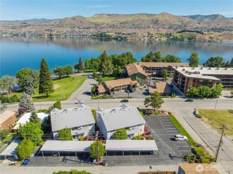 2307 W Woodin Avenue Chelan WA 98816