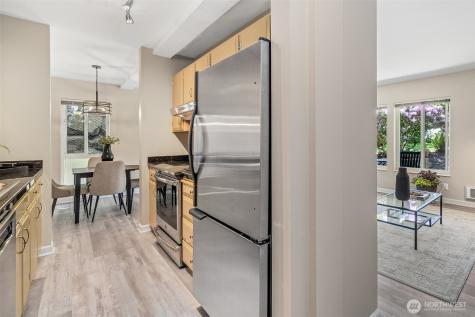 75 E Lynn Street Seattle WA 98102