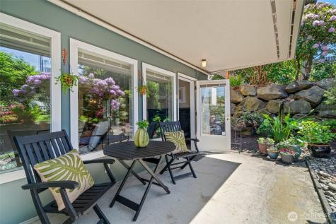 75 E Lynn Street Seattle WA 98102