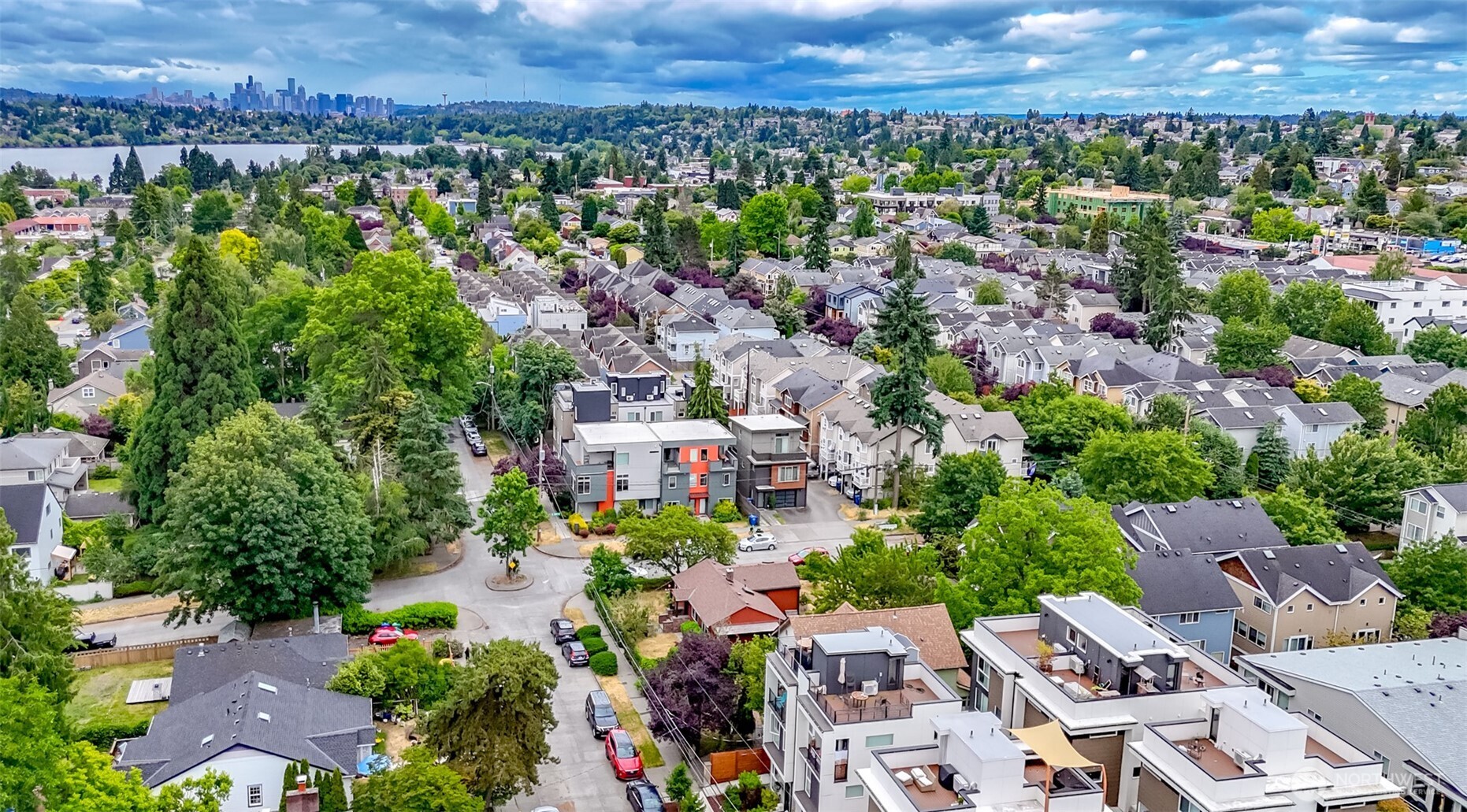 8811 Interlake Avenue N Seattle WA 98103