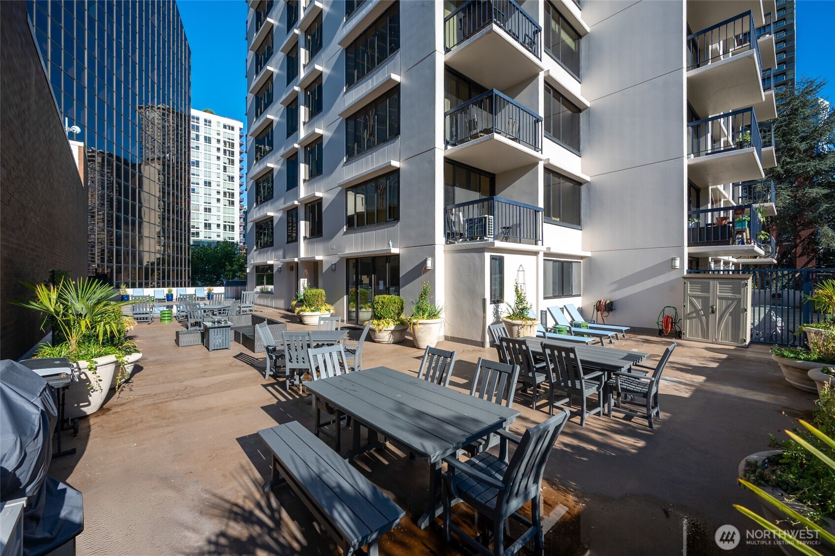 2100 3rd Avenue Seattle WA 98121