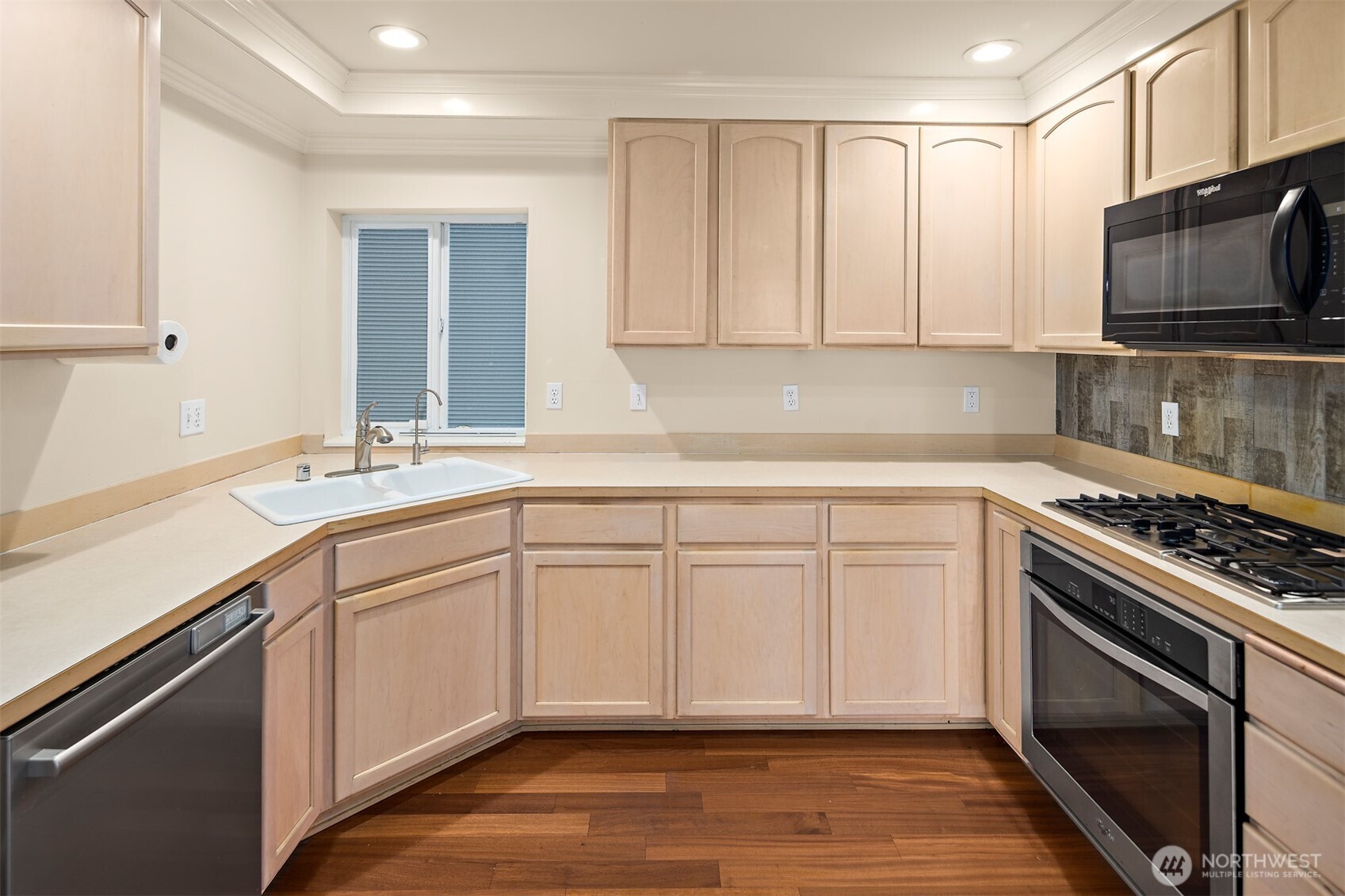 8221 53rd Avenue W Mukilteo WA 98275