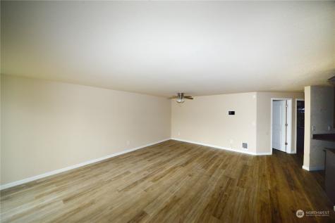 9815 Holly Drive Everett WA 98204