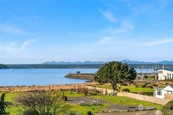 23003 Marine View Drive S Des Moines WA 98198