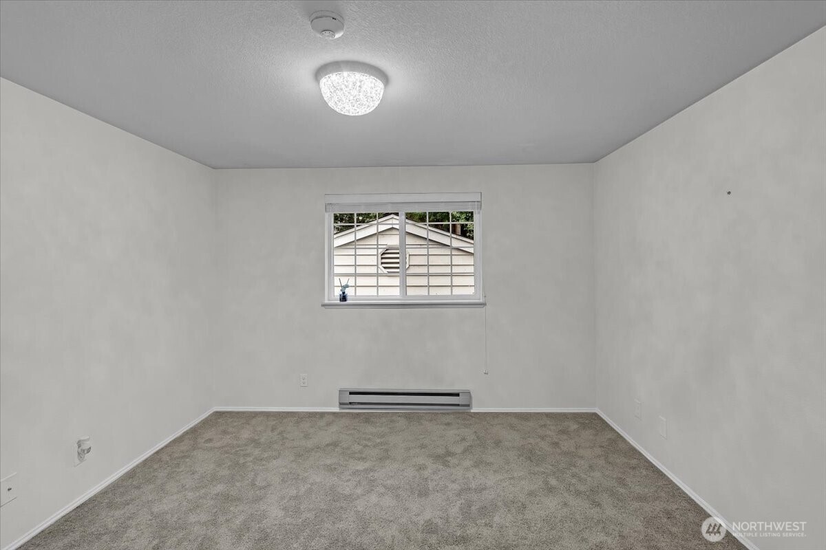 8653 Avondale Rd NE Redmond WA 98052