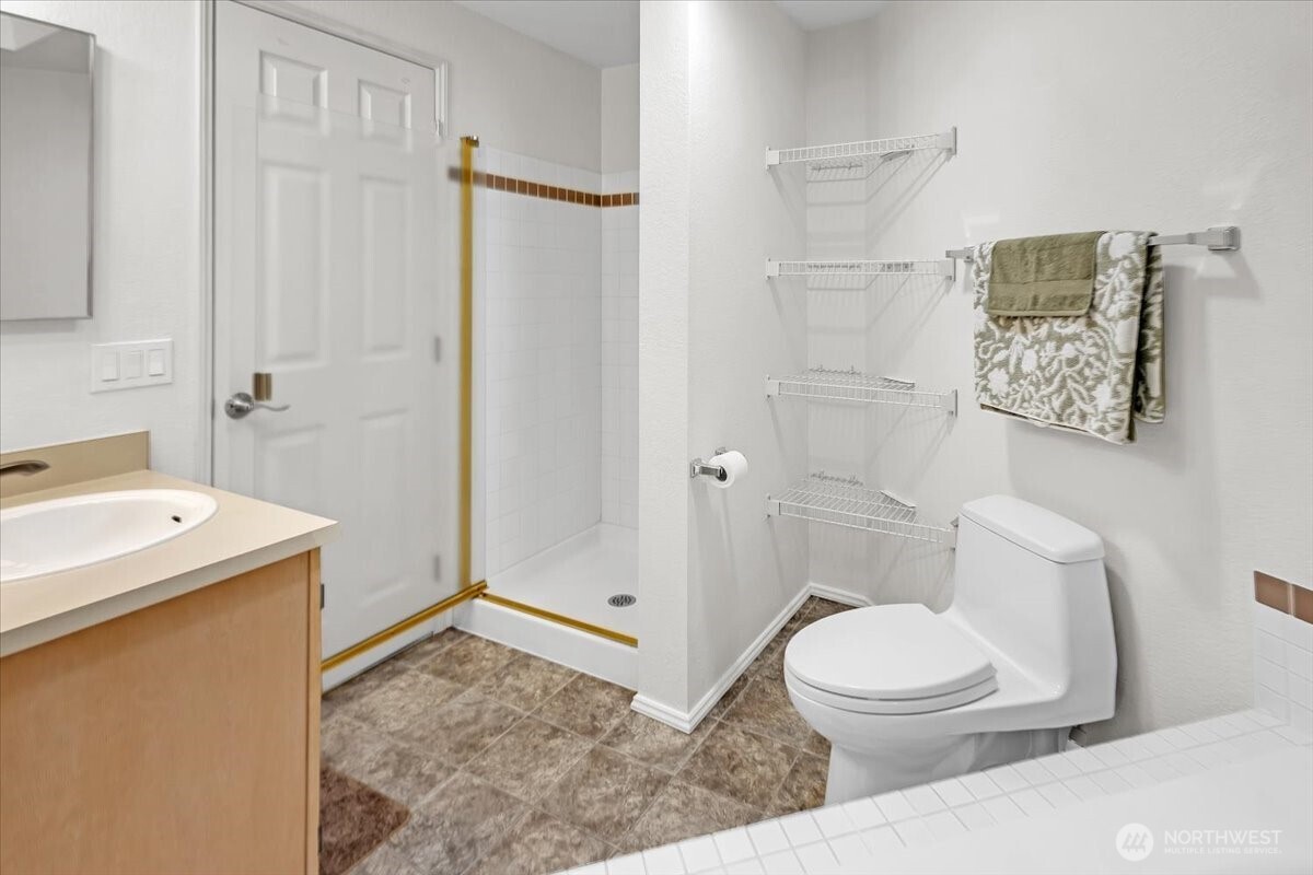 8653 Avondale Rd NE Redmond WA 98052