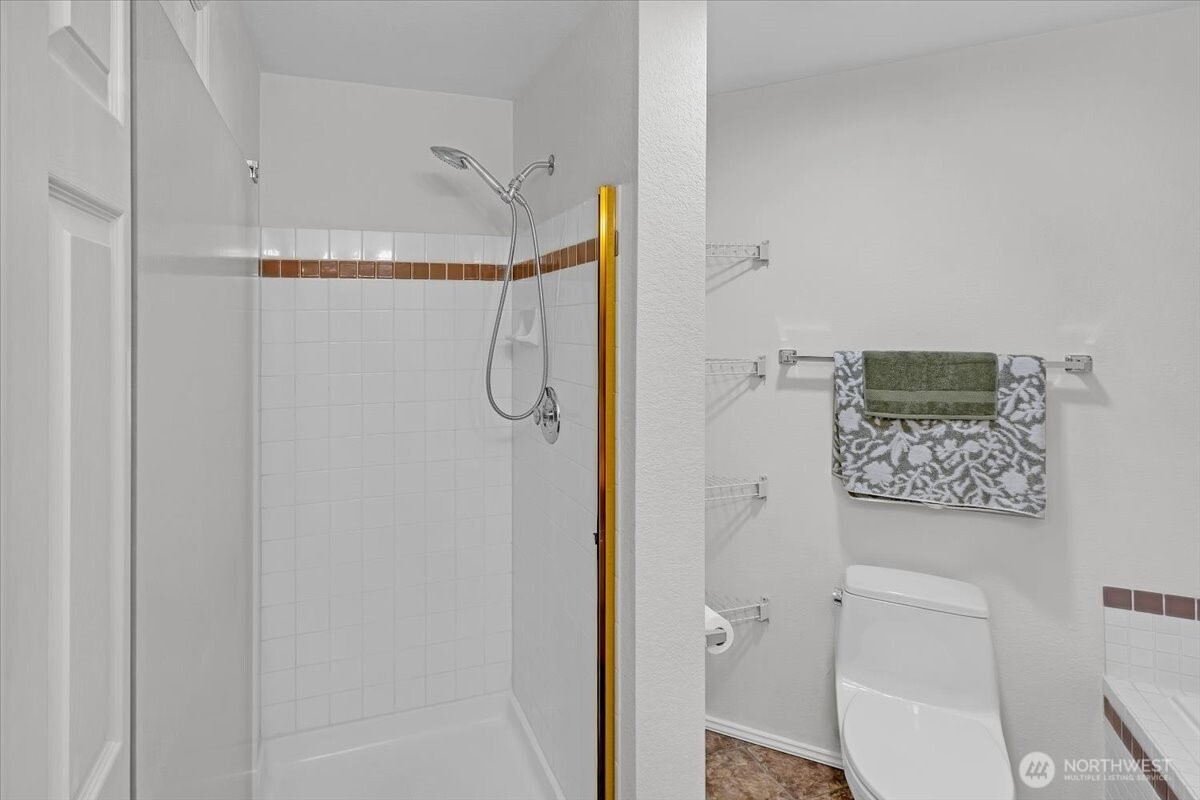 8653 Avondale Rd NE Redmond WA 98052