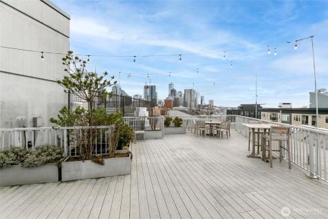 76 Cedar Street Seattle WA 98121