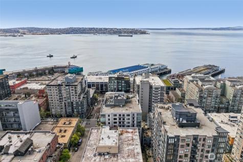 76 Cedar Street Seattle WA 98121