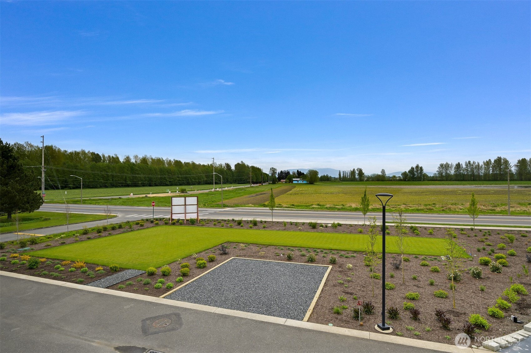 222 Skipping Stone Loop Lynden WA 98264