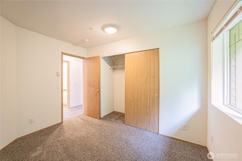 23210 59th Street S Kent WA 98032
