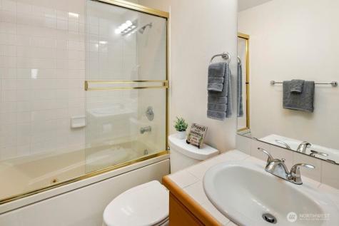 1707 NW 59th Street Seattle WA 98107