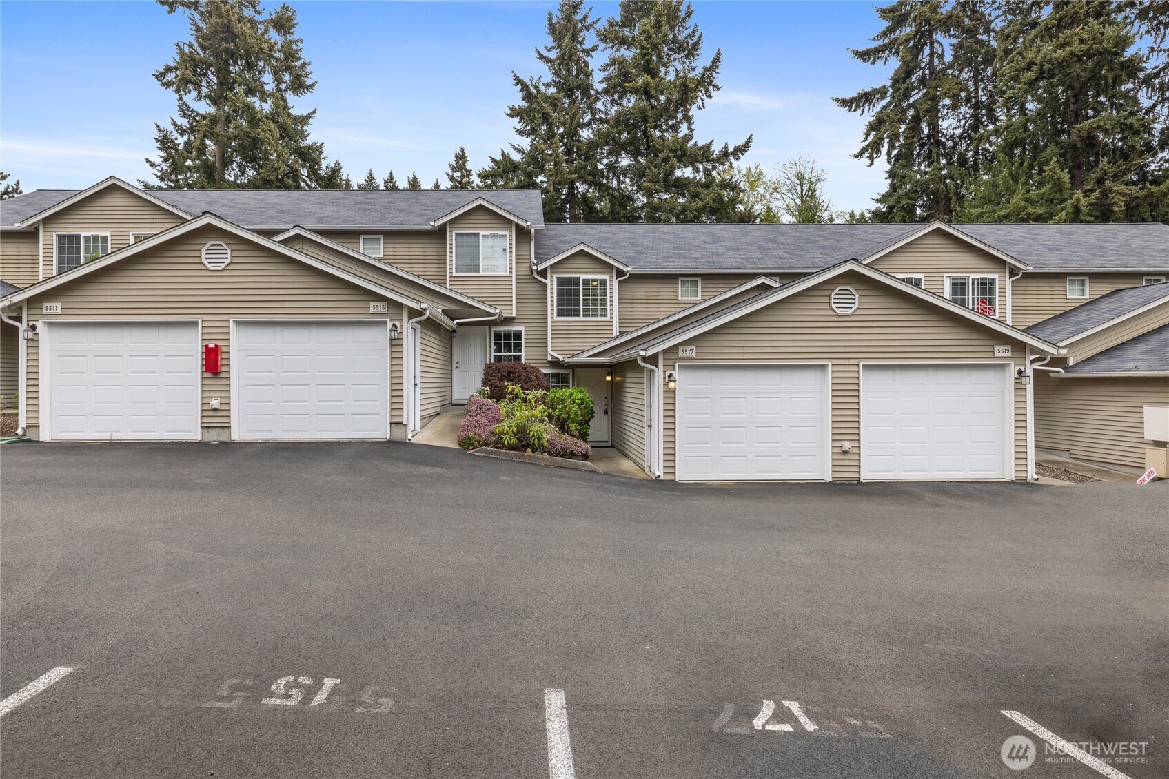 5517 E 99th St Court Puyallup WA 98373