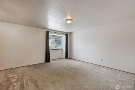 5517 E 99th St Court Puyallup WA 98373