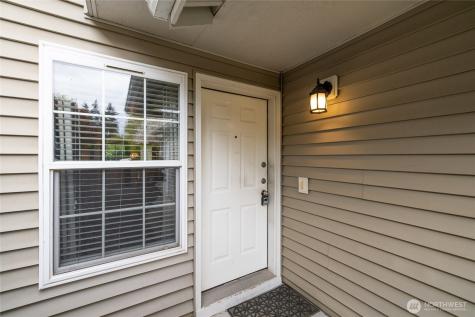 5517 E 99th St Court Puyallup WA 98373
