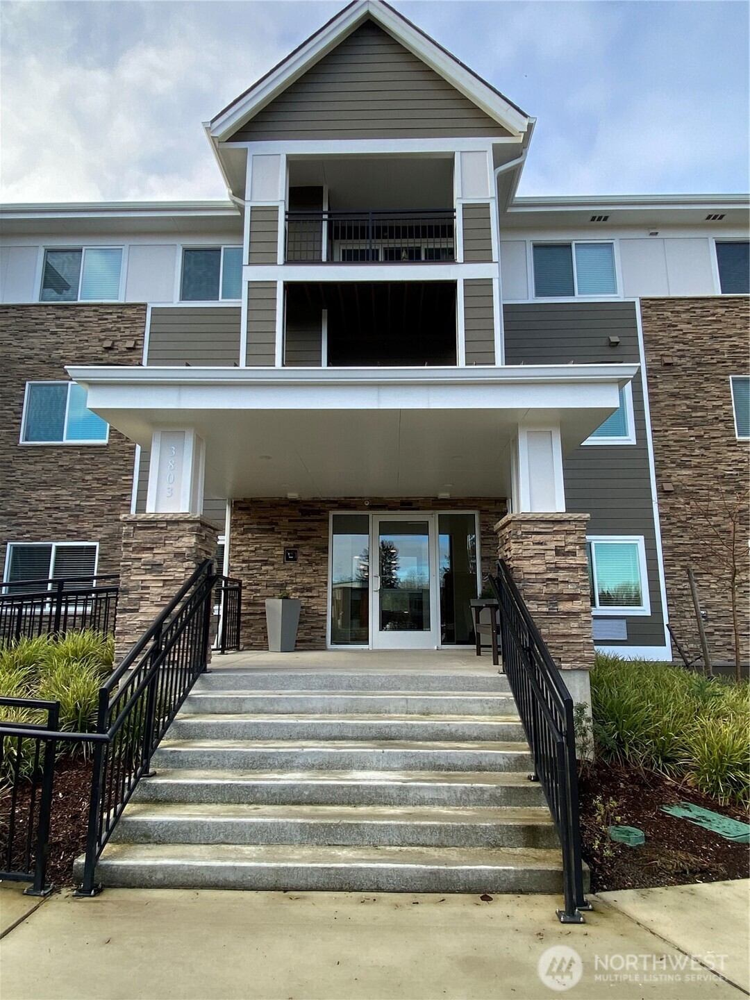 3803 17th Street SW Puyallup WA 98373