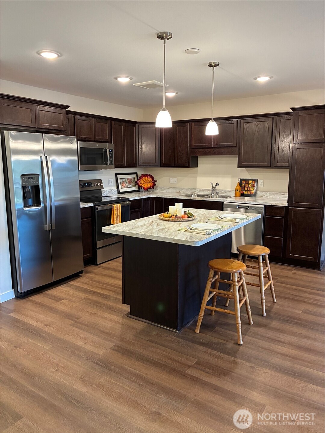 3803 17th Street SW Puyallup WA 98373