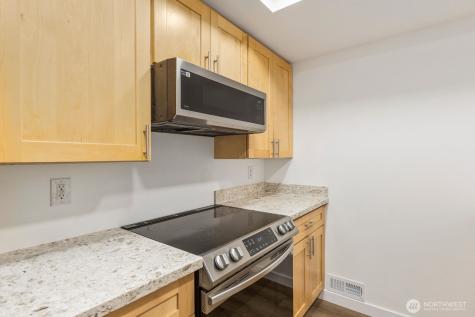 15511 35th Avenue W Lynnwood WA 98087