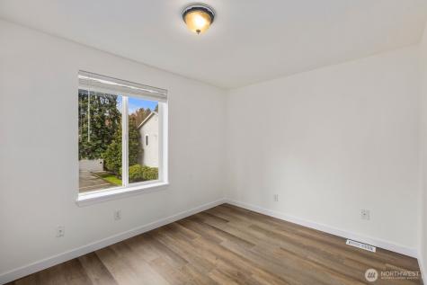 15511 35th Avenue W Lynnwood WA 98087