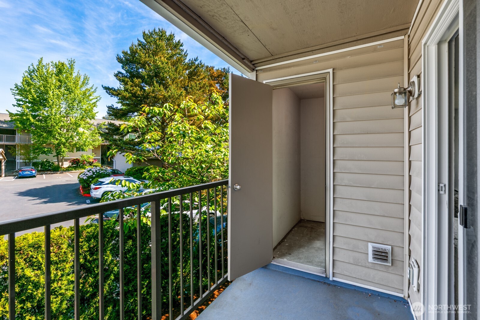 11527 Highway 99 Snohomish WA 98204