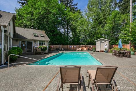11527 Highway 99 Everett WA 98204