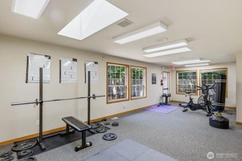 11527 Highway 99 Everett WA 98204