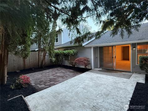 23960 58th Court Kent WA 99032