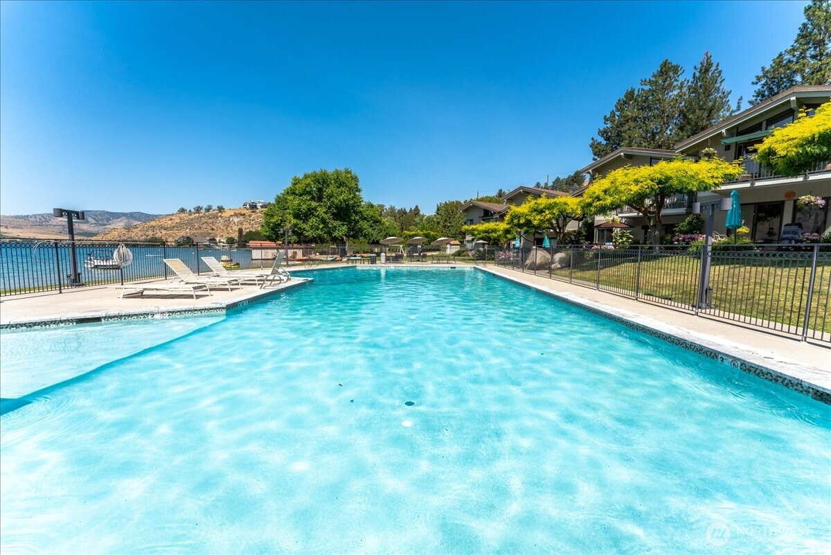 104 Spader Bay Road Chelan WA 98816