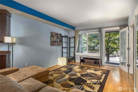 81 Clay Street Seattle WA 98121