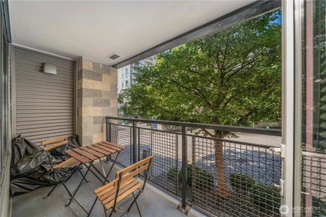 81 Clay Street Seattle WA 98121