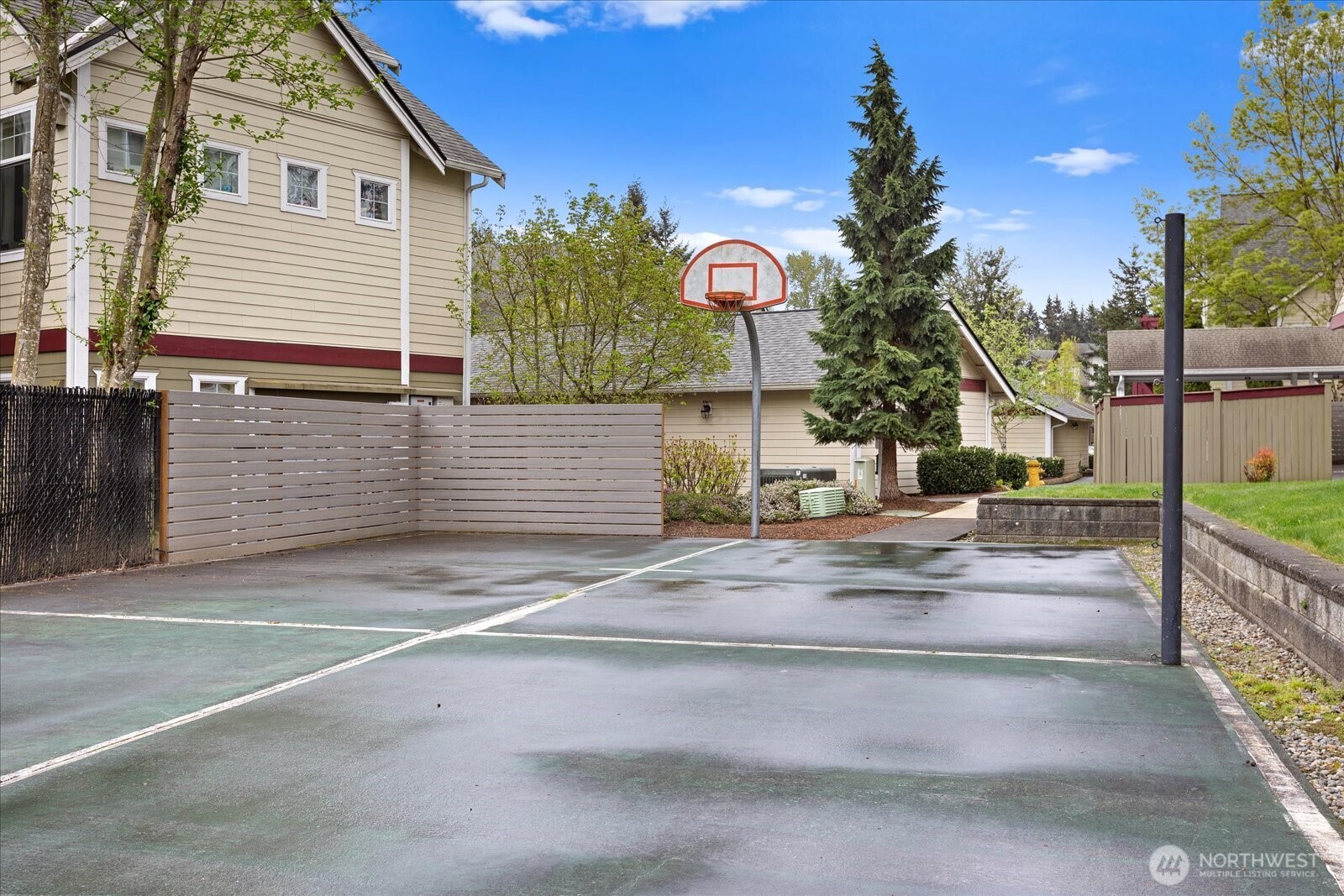 13000 Admiralty Way Everett WA 98204